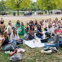 London Lonely Girls Club Gains Thousands of New Members for Picnics, Drinks, and Game Nights