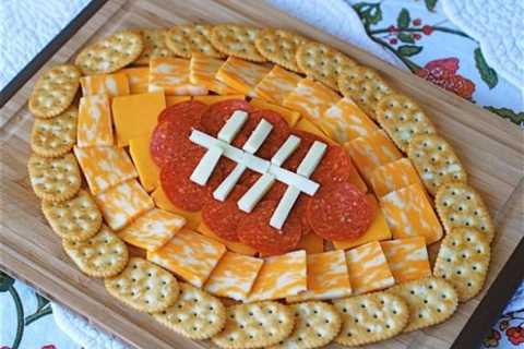 Top 25 Easy Football Snacks & Homemade Appetizers